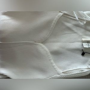 Dissh Janie White Sweetheart Knit Top in size M